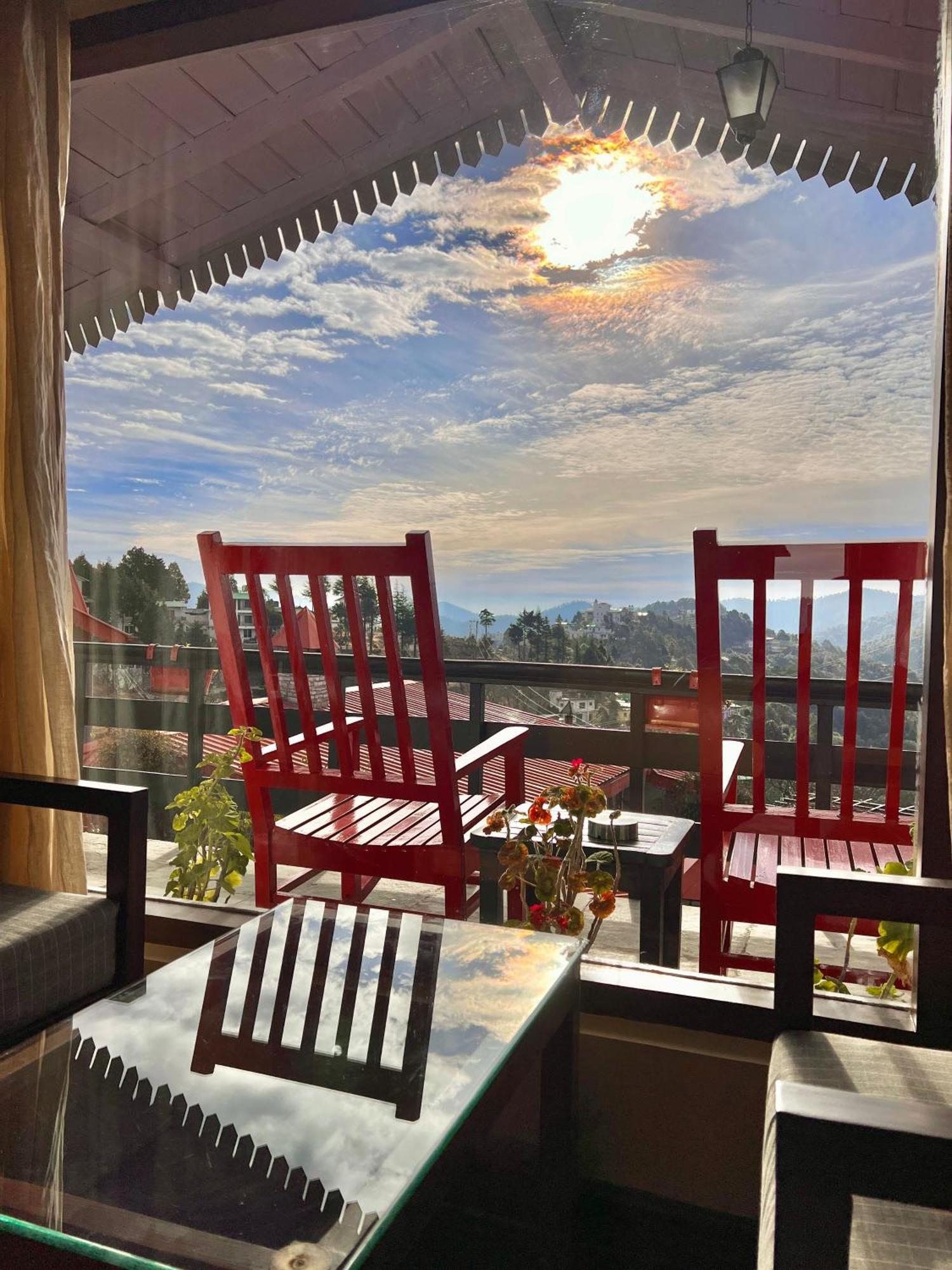 Hotel The Birdcage, Mukteshwar Habitación foto